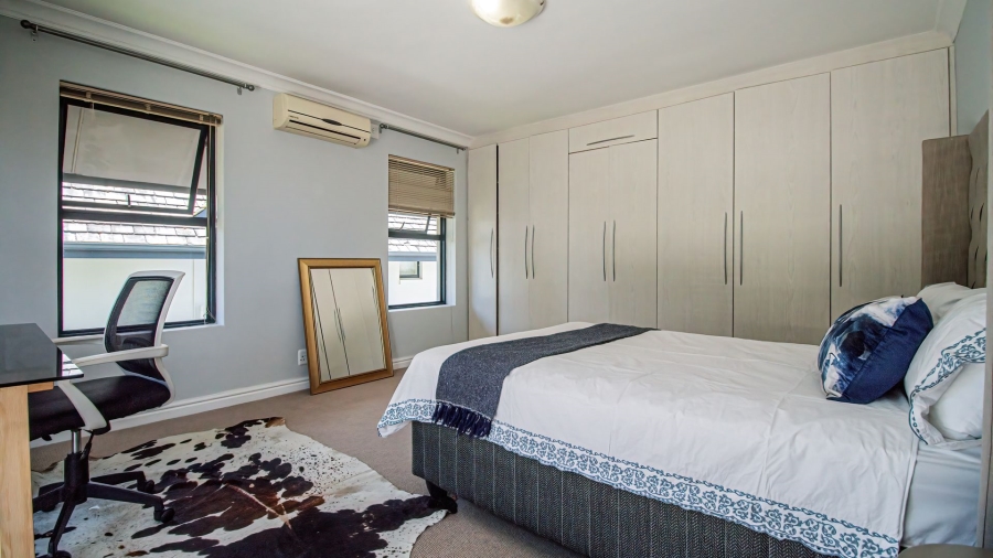 4 Bedroom Property for Sale in Pearl Valley at Val de Vie Western Cape